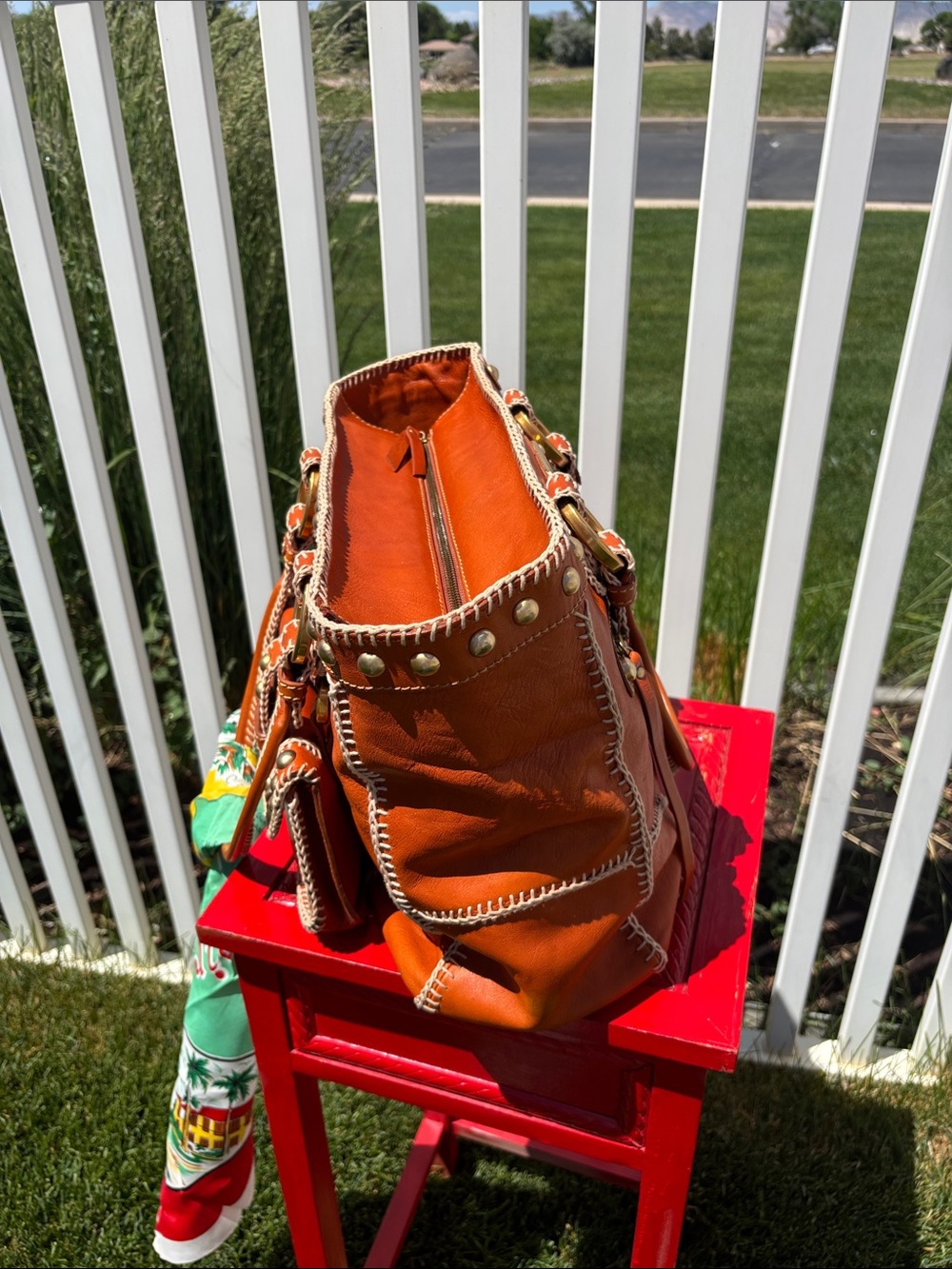 Isabella Fiore Leather Stiched Lrge Satchel, Vintage Panama Scarf, Gorgeous - Picture 5 of 11